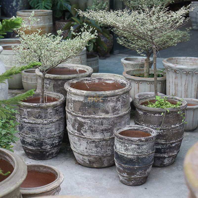 4055 Men Mỹ Thuật Chậu Viền G Sọc Ngang 29x29x36